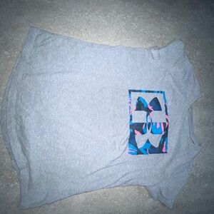 Under Armour Gray Tee with Patterned Pocket